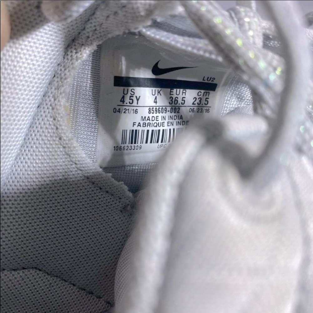💜NIKE ROSHE ONE ATHLETIC RUNNING SHOES💜 - Picture 9 of 9